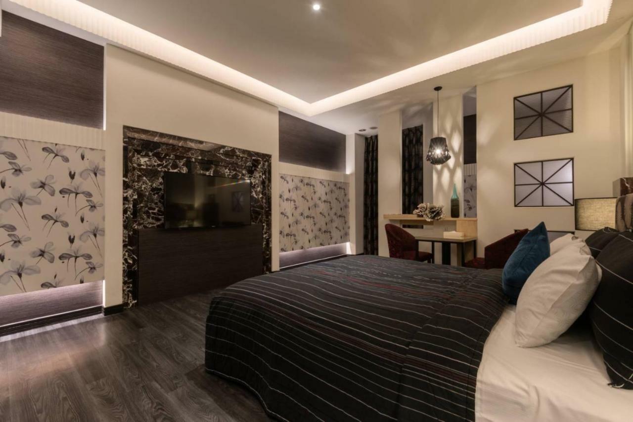 麗馨汽車旅館 Leesing Motel Kaohsiung Esterno foto